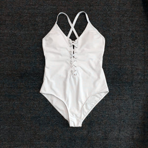 New lace-up one-piece swimsuit ladies sexy solid color bikini